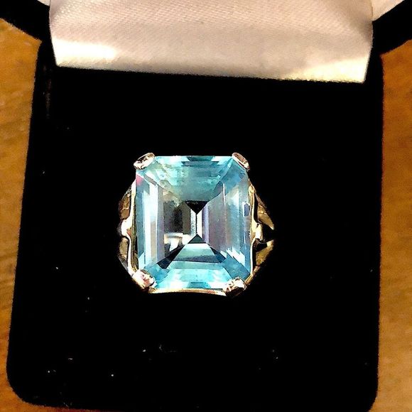 NEW Sterling Silver Rectangle Cut Blue Topaz Ring Sz 7 - Picture 5 of 8